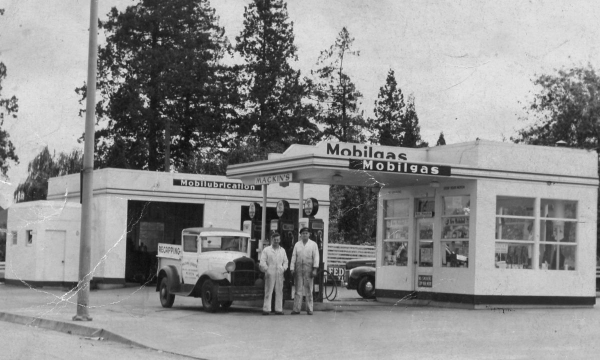 old time photo